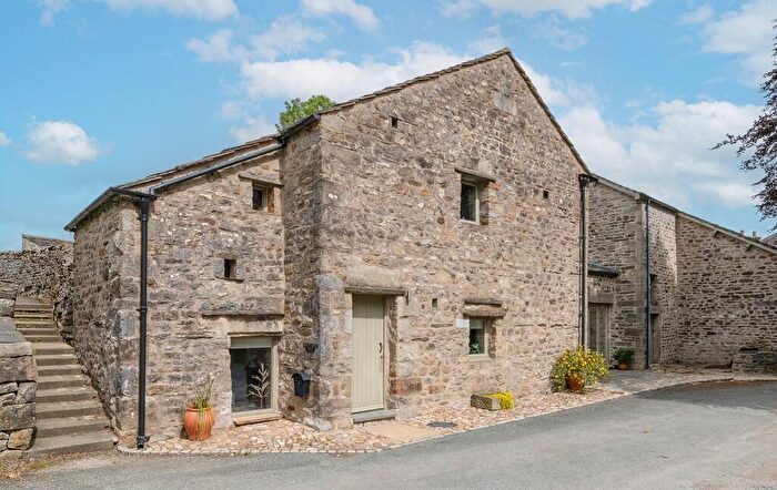 3 Bedroom Semi-Detached House For Sale In Thompsons Barn & Crooks Cottage, Horton In Ribblesdale, BD24