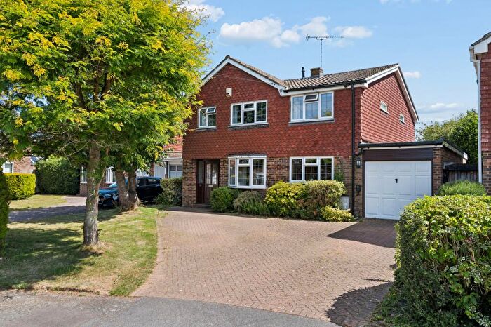 4 Bedroom Detached House For Sale In Honorwood Close, Prestwood, HP16
