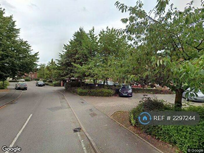 2 Bedroom Flat To Rent In Drapers Field, Coventry, CV1