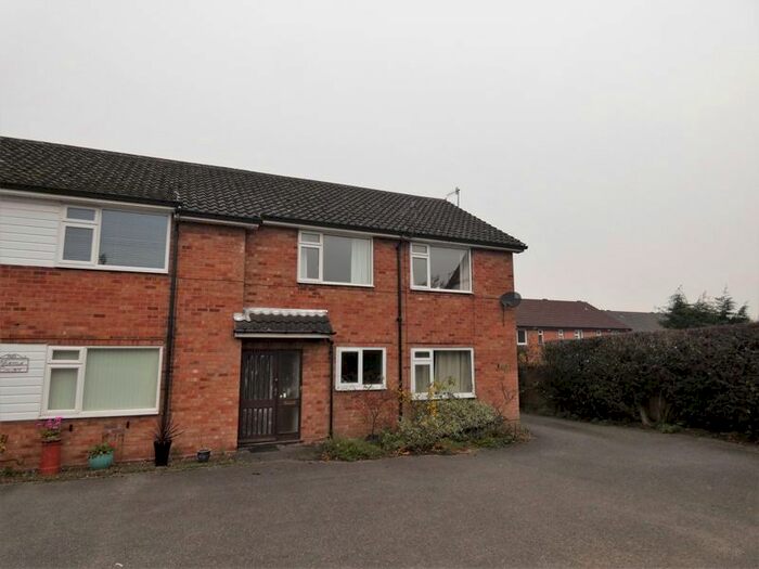 2 Bedroom Flat To Rent In Birmingham Road, Marlbrook, Bromsgrove B61