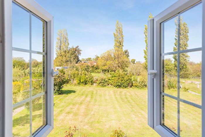 5 Bedroom Detached House For Sale In Vagg Hill, Yeovil, BA21