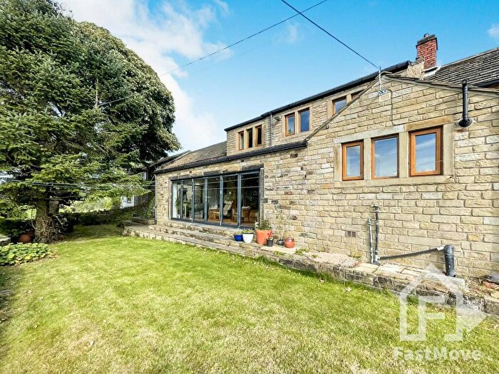 5 Bedroom Barn Conversion For Sale In Linfit Lane, Kirkburton, HD8