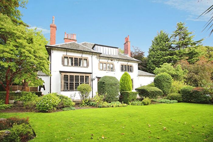 2 Bedroom Flat For Sale In North Hill Road, Leeds, LS6