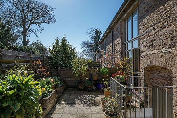 4 Bedroom Property For Sale In Threshers, Coleridge Barns, Devon, TQ7