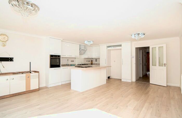 4 Bedroom Terraced House To Rent In Montague Road, Haringey, N15