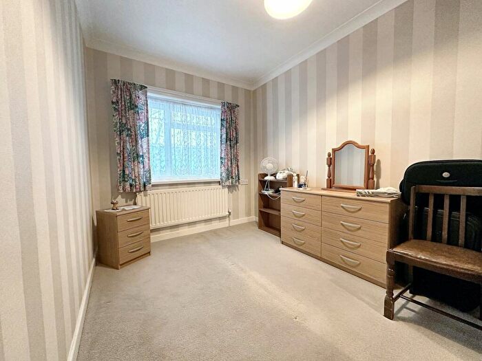 5 Bedroom Detached House For Sale In Chapel Lane, Langley, SO45