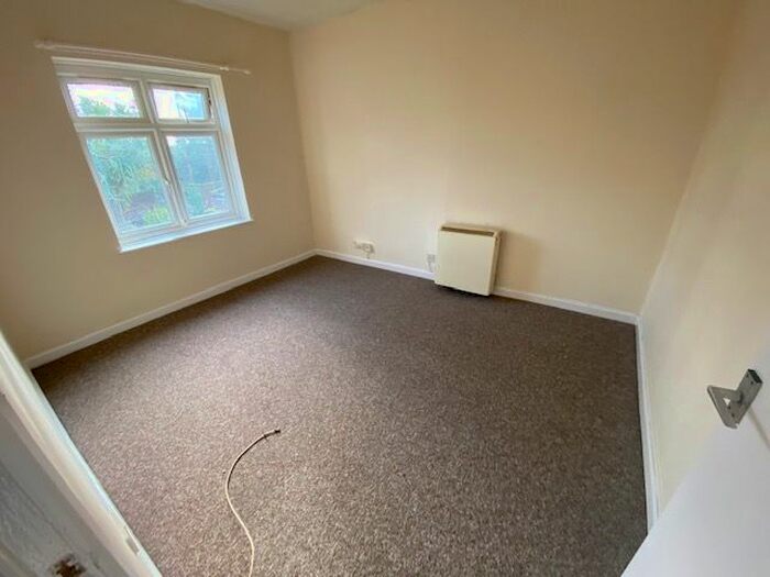 1 Bedroom Flat To Rent In Radstock Road, Southampton SO19