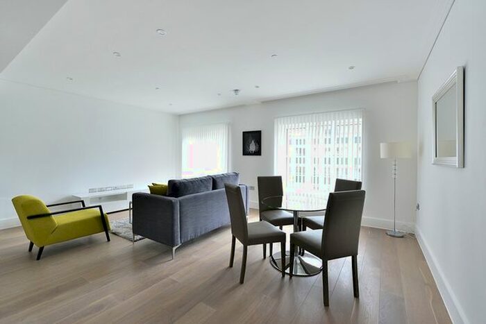 2 Bedroom Flat To Rent In Kingsway, London, WC2B