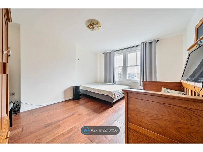 6 Bedroom Terraced House To Rent In Alexandra Park Road, London, N10