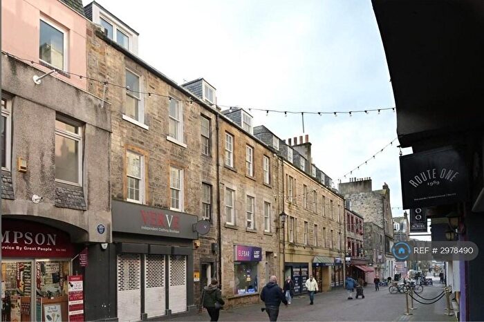 2 Bedroom Flat To Rent In Rose St, Edinburgh, EH2