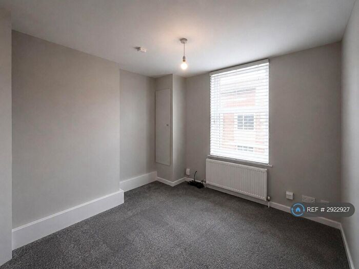 2 Bedroom Maisonette To Rent In Christchurch Road, Bournemouth, BH7