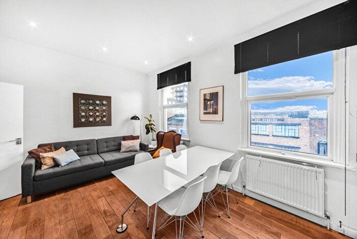 3 Bedroom Apartment For Sale In Ilderton Road, Bermondsey, SE15