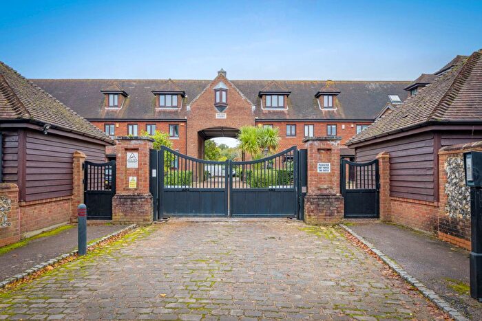 3 Bedroom Terraced House To Rent In Meade Court, Tadworth, KT20