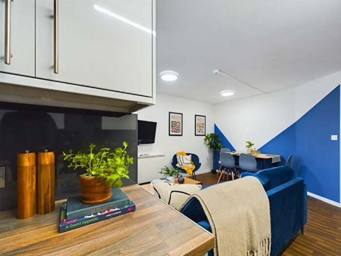 4 Bedroom Flat To Rent In Kedleston Street, Derby, DE1