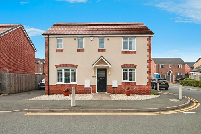 3 Bedroom Detached House For Sale In Eaton Road, Birmingham, B11