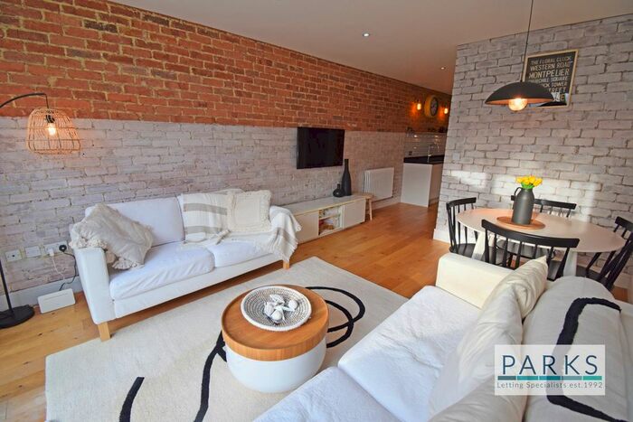 4 Bedroom Terraced House To Rent In Upper Gloucester Road, Brighton, BN1