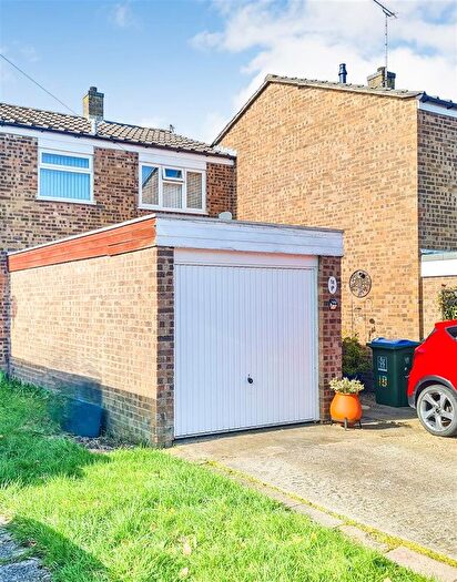 2 Bedroom Terraced House For Sale In Orchard Close, Stoke Mandeville, Aylesbury, HP22