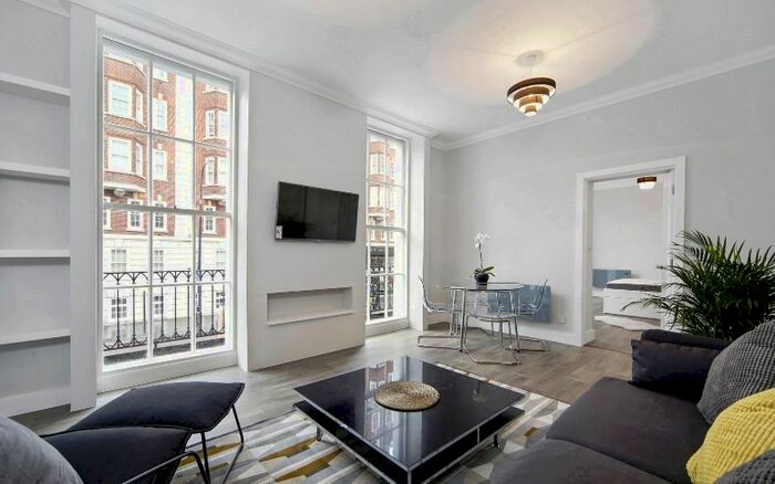 1 Bedroom Flat To Rent In Baker Street, Marylebone, London, NW1