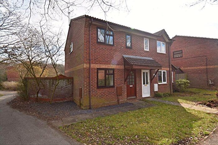 2 Bedroom Semi-Detached House To Rent In Simons Close, Basingstoke, RG24