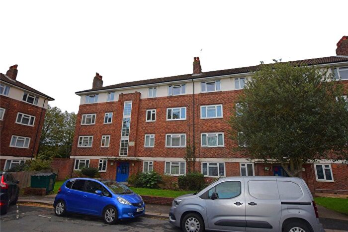 2 Bedroom Flat To Rent In Bulwer Court, Bulwer Court Road, London, E11