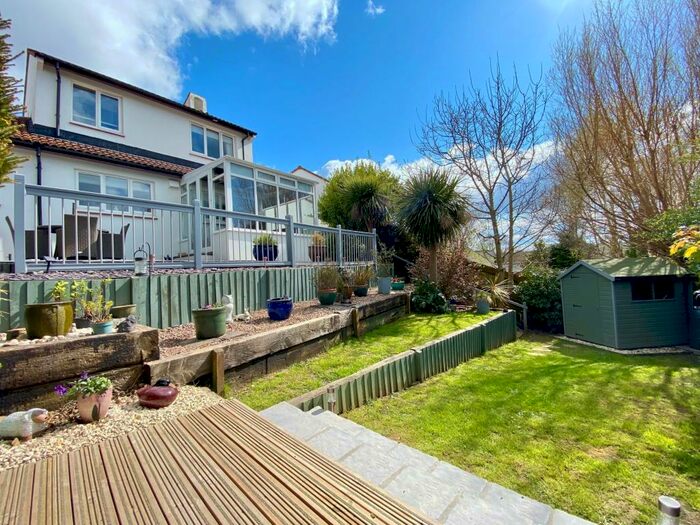 3 Bedroom Detached House For Sale In Roundswell, Barnstaple, EX31