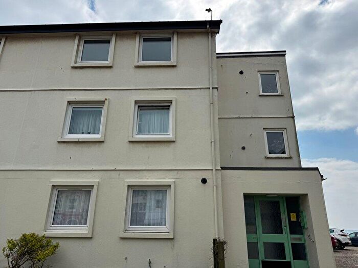 2 Bedroom Flat To Rent In Flat, Riviera Court Sandgate High Street Sandgate, Folkestone, CT20