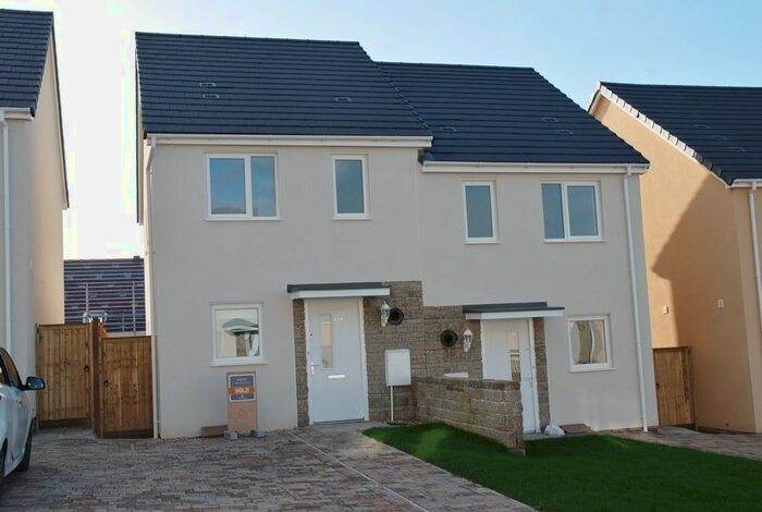 2 Bedroom Semi-Detached House To Rent In Woodville Road, Plymouth, PL2