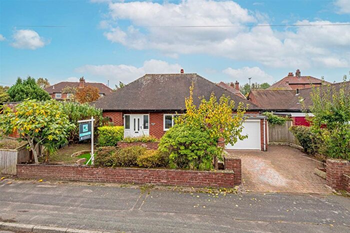 3 Bedroom Detached Bungalow For Sale In Victoria Avenue, Grappenhall, WA4