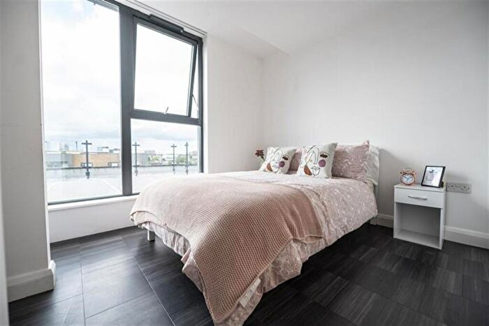 Studio To Rent In Edge Lane, Liverpool, L7