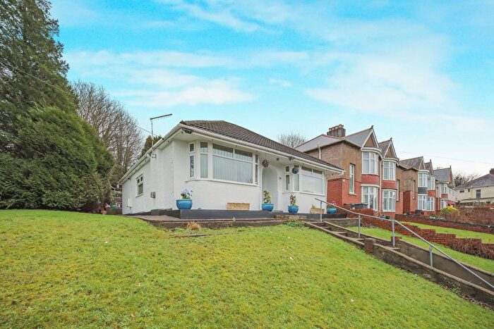 2 Bedroom Bungalow For Sale In Old Road, Neath, SA11
