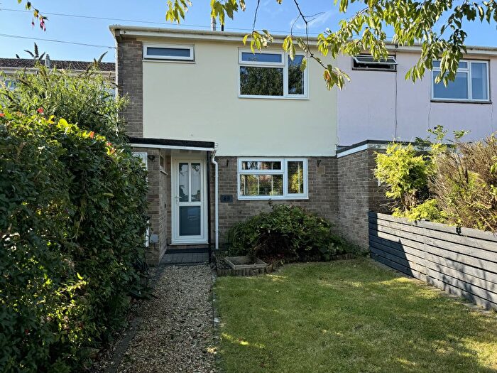 3 Bedroom Semi-Detached House To Rent In Maple Close, Shaftesbury, SP7