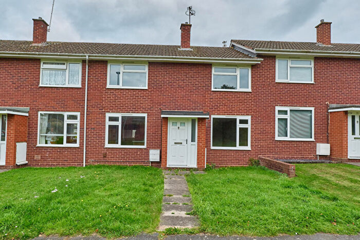 2 Bedroom Town House For Sale In Fallowfield Close, Penkridge, Stafford, Staffordshire, ST19