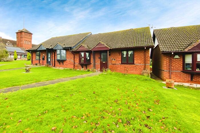 2 Bedroom Semi-Detached Bungalow For Sale In Spinney Drive, Botcheston, LE9