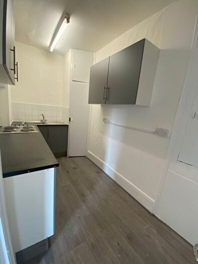 1 Bedroom Flat To Rent In Kilburn High Road, London, NW6