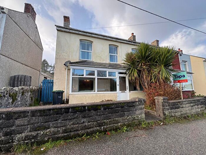 3 Bedroom Semi-Detached House For Sale In Higher Bugle, Bugle, St. Austell, Cornwall, PL26