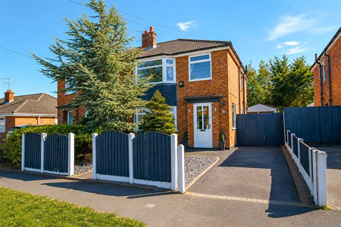 3 Bedroom Semi-Detached House For Sale In Bridgenorth Road, Pensby, Wirral, CH61