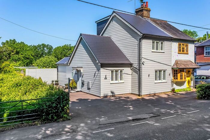 3 Bedroom Semi-Detached House For Sale In Main Road, Edenbridge, TN8