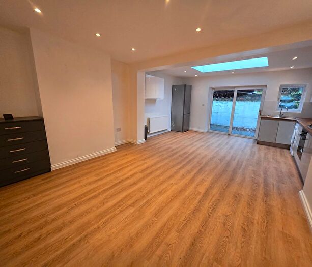 4 Bedroom Terraced House To Rent In Whytecliffe Road South, Purley, CR8