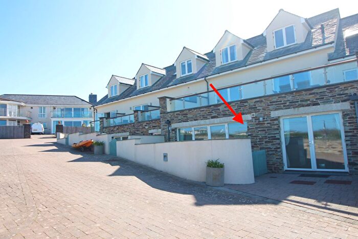 2 Bedroom Flat To Rent In Ocean Blue, Treyarnon Bay, PL28