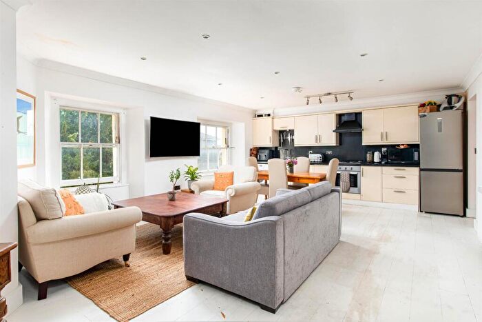 2 Bedroom Maisonette For Sale In Burlington Road, Redland, Bristol, BS6