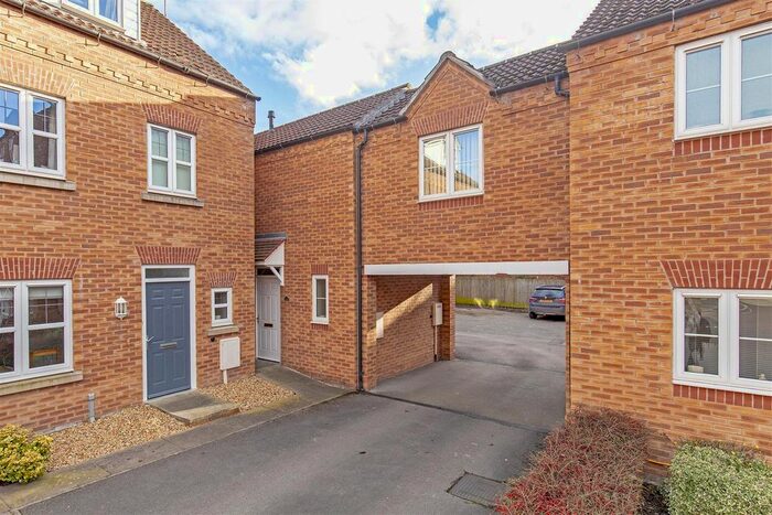2 Bedroom Semi-Detached House To Rent In Haslam Court, Chesterfield, S41
