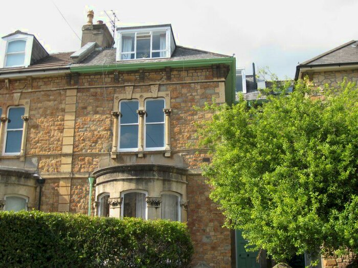 1 Bedroom Flat To Rent In All Saints Road First Floor, BS8