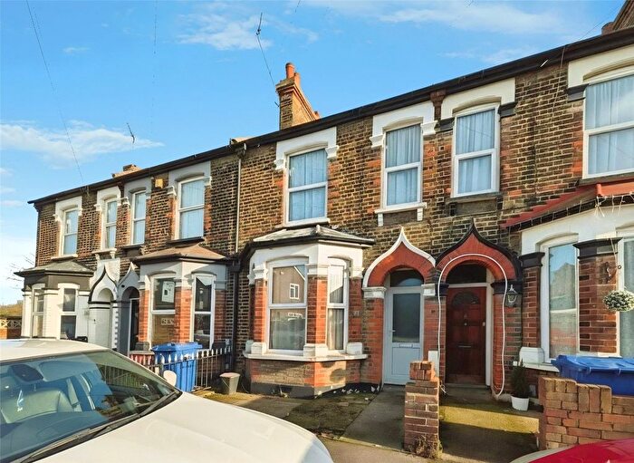 2 Bedroom Terraced House For Sale In Dumergue Avenue, Queenborough, Kent, ME11