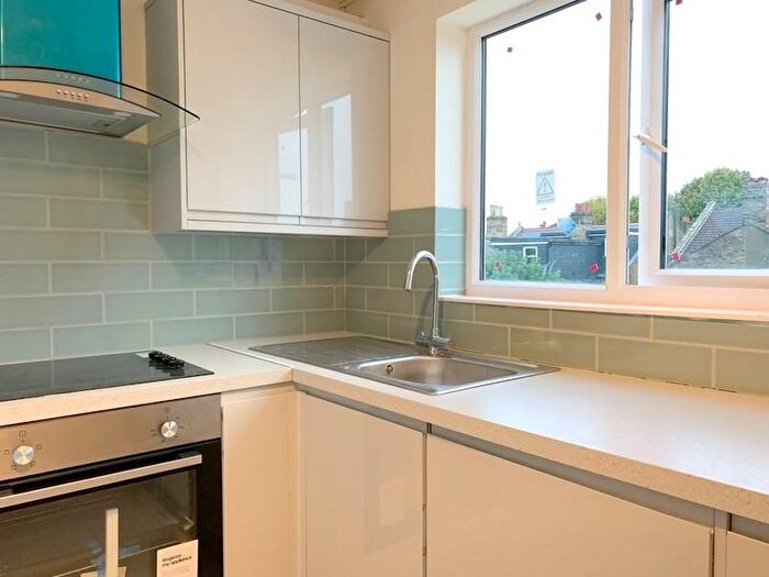 Studio To Rent In Essex Road, London, W3