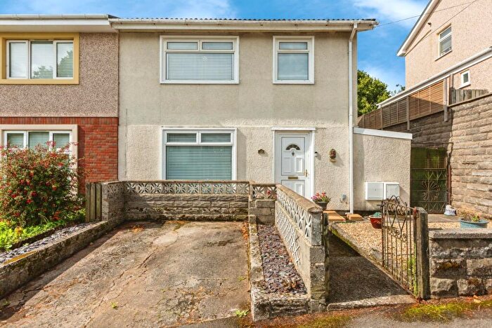 3 Bedroom Semi Detached House For Sale In Linden Avenue, Swansea, West Glamorgan, SA3