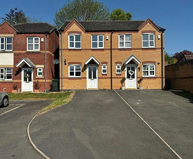 3 Bedroom Semi-Detached House To Rent In Britannia Mews, Rowley Regis, B65