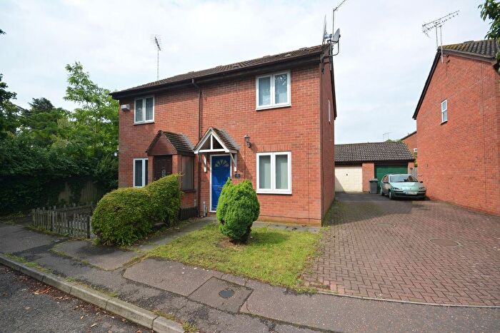 2 Bedroom Semi-Detached House To Rent In Cutmore Place, CM2