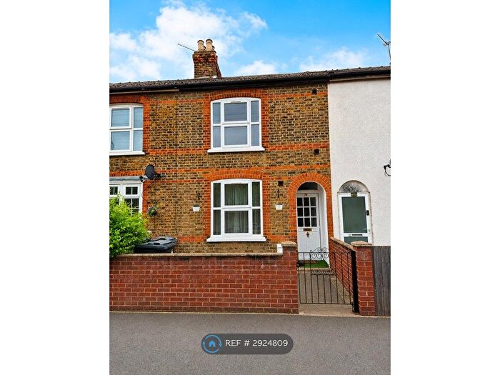 3 Bedroom Terraced House To Rent In Queens Road, Feltham, TW13