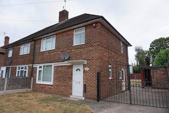 3 Bedroom Semi-Detached House To Rent In Beechdale Road, Nottingham, NG8
