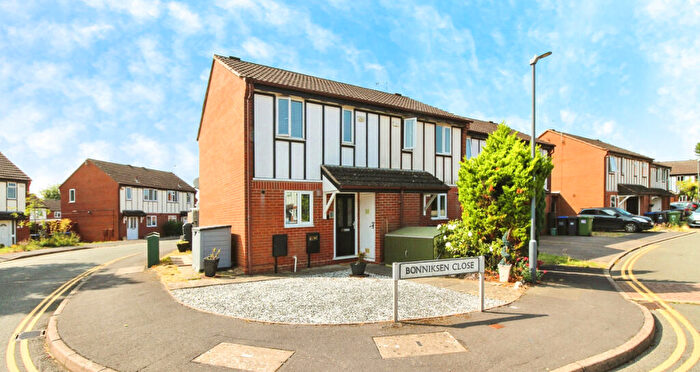 2 Bedroom Semi-Detached House For Sale In Bonniksen Close, Leamington Spa, CV31